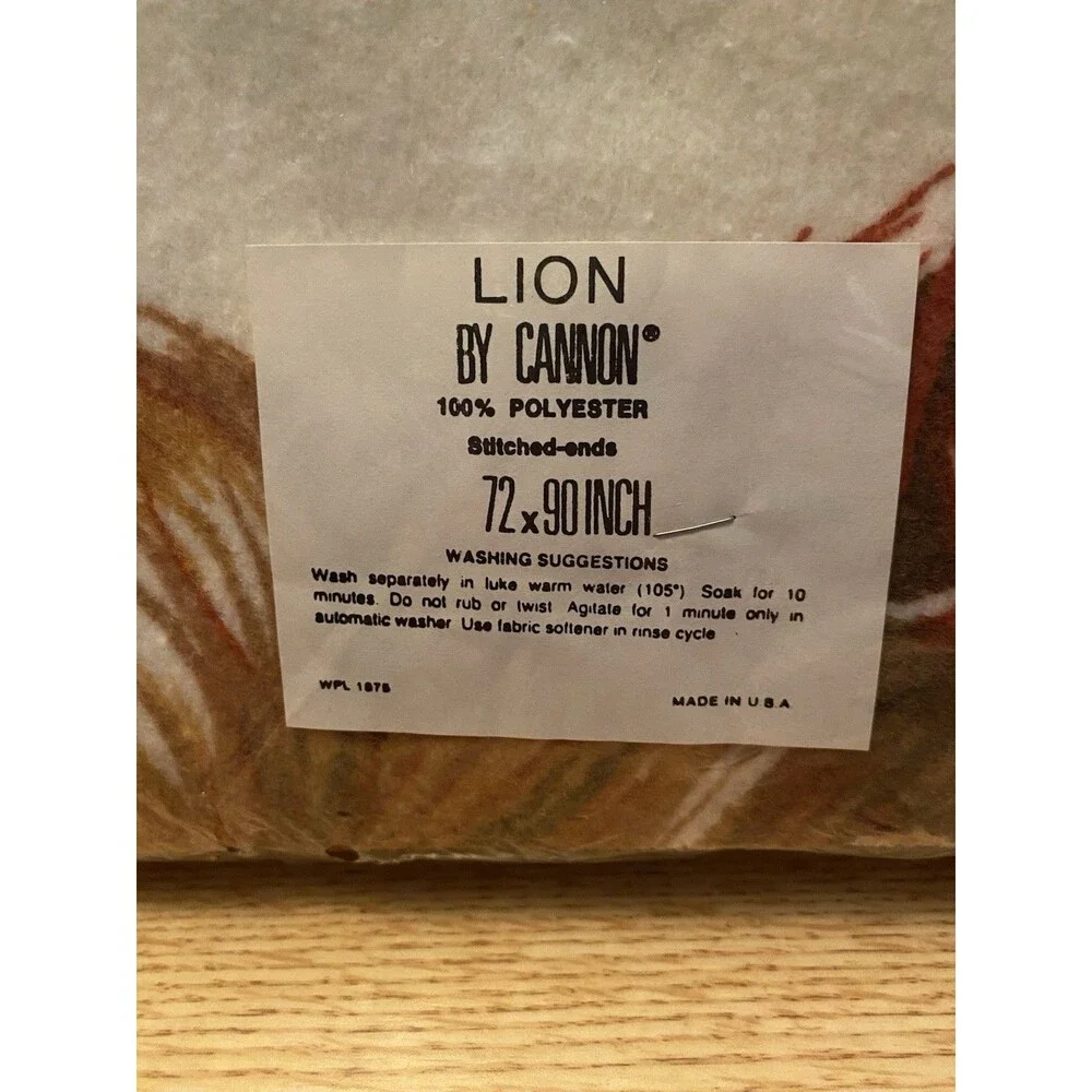 Vtg 70s Lion Cannon 72 x 90 blanket MCM 100% Polyester NIP Made in USA